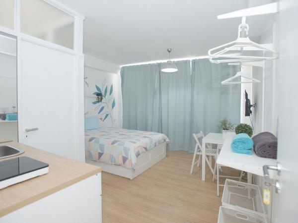 Porto Automatic : photo 2 de la chambre chambre double avec salle de bains privative