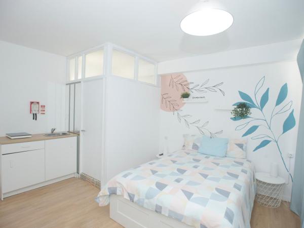 Porto Automatic : photo 4 de la chambre chambre double avec salle de bains privative