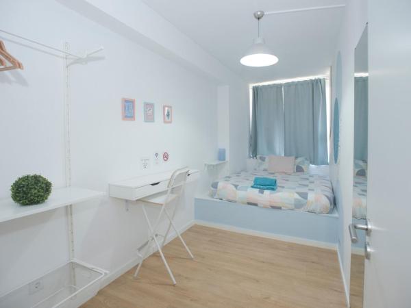 Porto Automatic : photo 4 de la chambre chambre double avec salle de bains commune