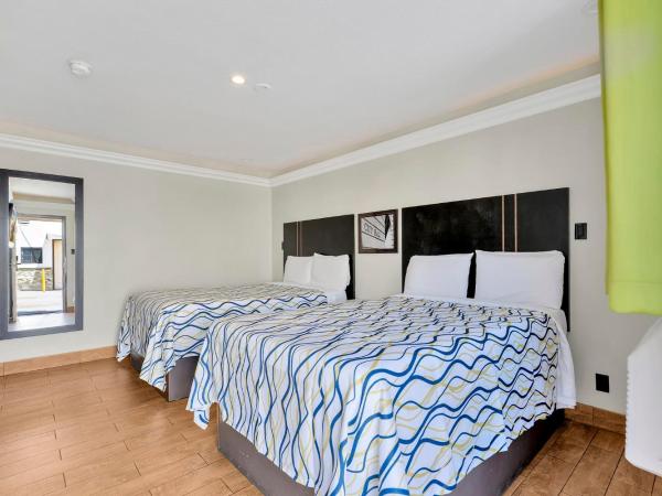 Mid City Inn : photo 3 de la chambre chambre double deluxe