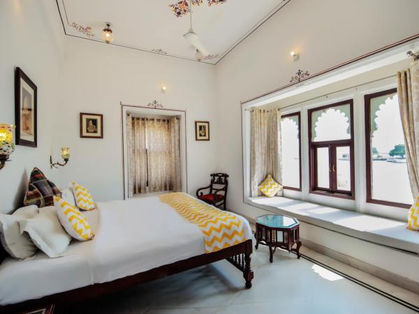 Hotel Devraj Niwas on Lake Pichola : photo 3 de la chambre premium lake view room