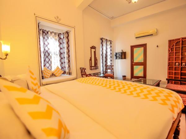 Hotel Devraj Niwas on Lake Pichola : photo 1 de la chambre partial lake view room