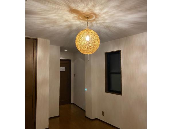 ゲストハウスよるよなか : photo 6 de la chambre chambre quadruple