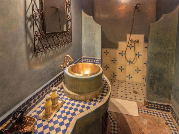 Riad Nabila : photo 4 de la chambre chambre lits jumeaux