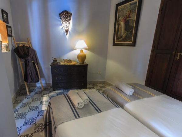 Riad Nabila : photo 7 de la chambre chambre lits jumeaux