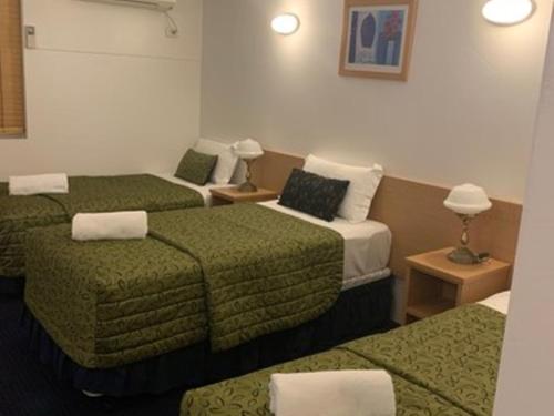 Airport Motel Brisbane : photo 5 de la chambre chambre triple deluxe
