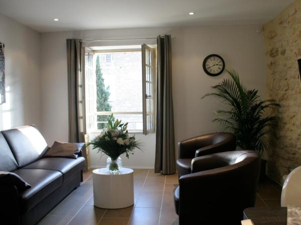 Le Porche de Sarlat : photo 5 de la chambre appartement supérieur - 6 cours des fontaines