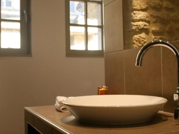 Le Porche de Sarlat : photo 6 de la chambre appartement supérieur - 6 cours des fontaines