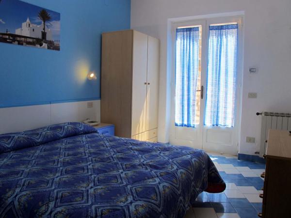 Aparthotel Villa Marinù : photo 7 de la chambre chambre double standard
