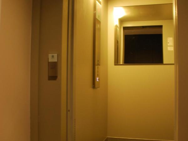 Ruthenium Hotel : photo 8 de la chambre chambre lits jumeaux/triple confort - accessible aux personnes à mobilité réduite