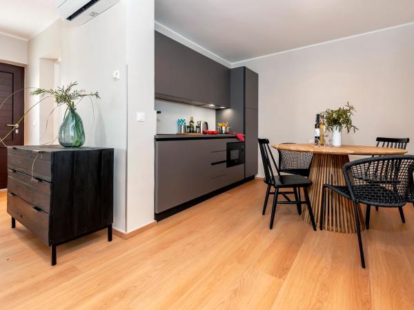 Sunset Residence Rovinj : photo 3 de la chambre appartement au rez-de-chaussée avec terrasse