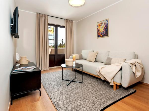 Sunset Residence Rovinj : photo 2 de la chambre appartement au rez-de-chaussée avec terrasse