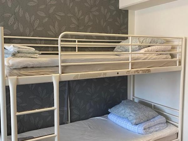 Helsingborgs Vandrarhem, Helsingborg Hostel : photo 1 de la chambre chambre quadruple avec salle de bains commune