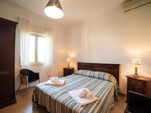 Borgo Marino Plemmirio : photo 7 de la chambre chambre familiale avec terrasse 
