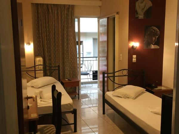 Hotel George : photo 9 de la chambre chambre lits jumeaux standard