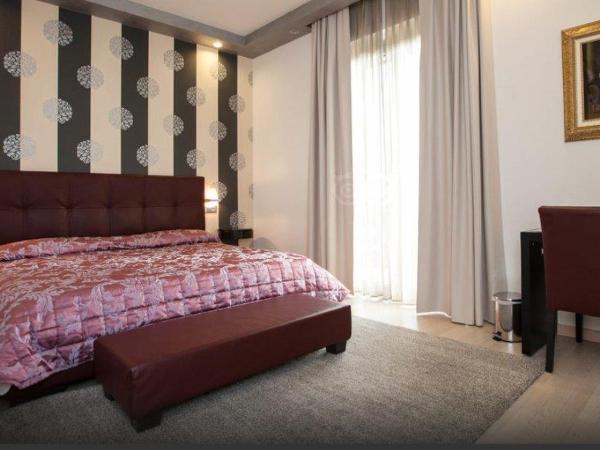 La Grotta Hotel : photo 10 de la chambre chambre double supérieure avec balcon