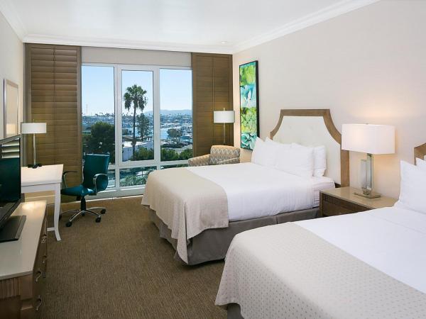 Holiday Inn San Diego Bayside, an IHG Hotel : photo 6 de la chambre 2 queen beds premium bay view main building