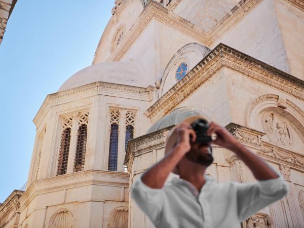 King Kresimir Heritage Hotel : photo 6 de la chambre chambre supérieure lit queen-size