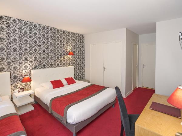 LOGIS Hôtel Du Théâtre : photo 9 de la chambre chambre triple