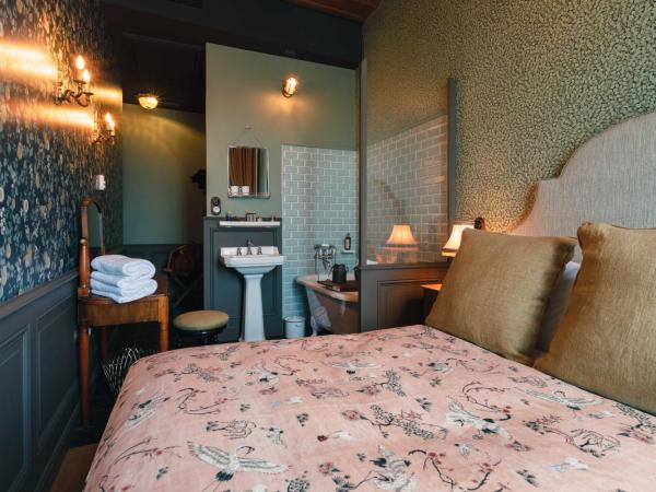 Bayard Bellecour : photo 2 de la chambre chambre lit queen-size deluxe - boudoir 
