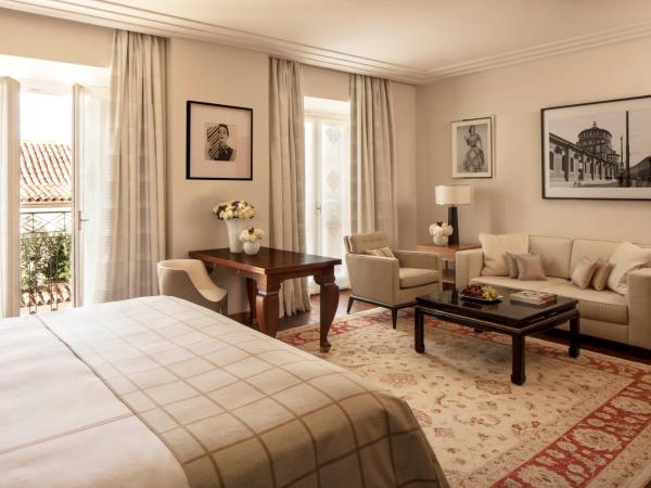 Four Seasons Hotel Milano : photo 5 de la chambre suite exécutive four seasons avec lit king-size