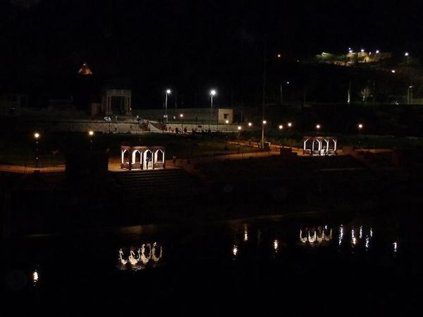 Lakeside Inn Ratanada : photo 7 de la chambre chambre double avec balcon