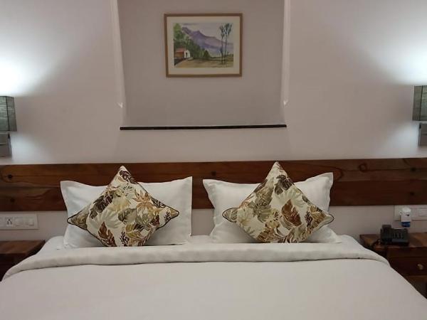 Lakeside Inn Ratanada : photo 4 de la chambre chambre double avec balcon