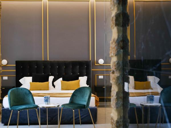 Family Affair Luxury Rooms&Suites : photo 2 de la chambre suite