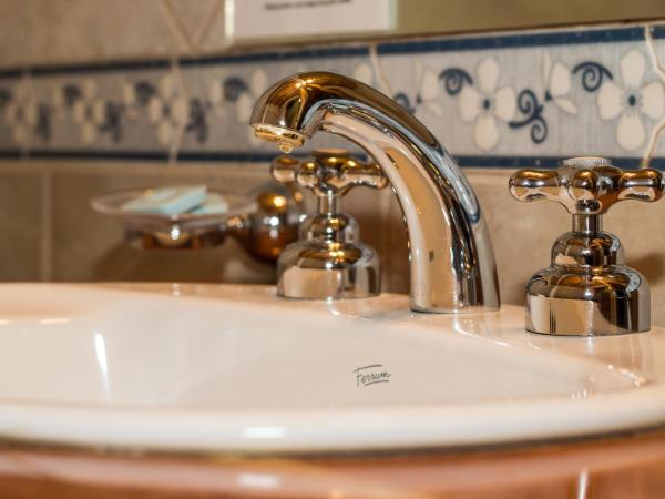 Lagos del Sur : photo 8 de la chambre suite avec vue sur lac