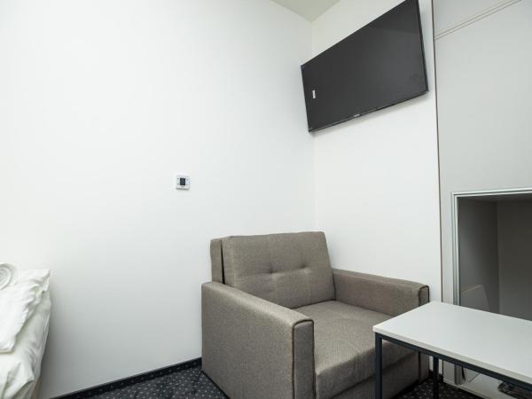 Arena Deluxe & Spa : photo 3 de la chambre chambre lits jumeaux pour personnes à mobilité réduite