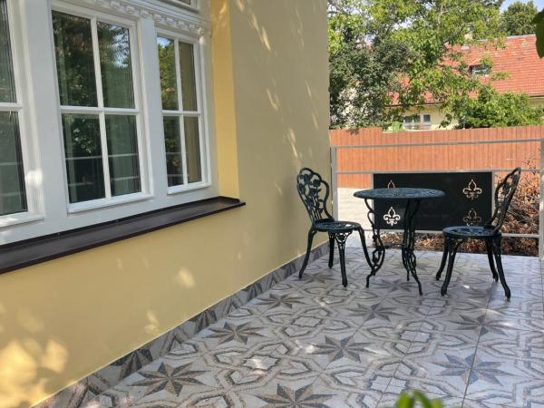 Villabaroque_Eger : photo 1 de la chambre chambre deluxe (2 adultes + 1 enfant)