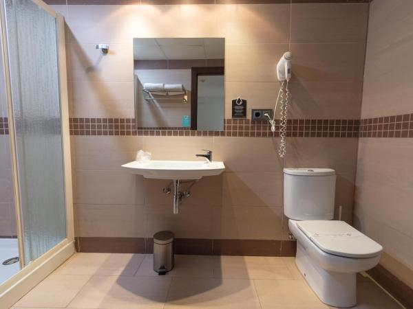 Hotel Alda Zaragoza Independencia : photo 1 de la chambre chambre triple