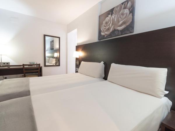 Hotel Alda Zaragoza Independencia : photo 4 de la chambre chambre triple