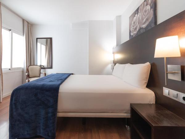 Hotel Alda Zaragoza Independencia : photo 5 de la chambre chambre familiale