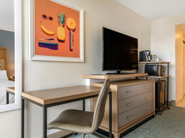 Holiday Inn Orlando - Disney Springs™ Area, an IHG Hotel : photo 4 de la chambre chambre avec 2 grands lits queen-size 