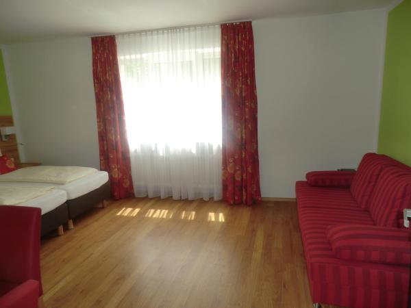 Hotel Pension Haydn : photo 5 de la chambre chambre familiale