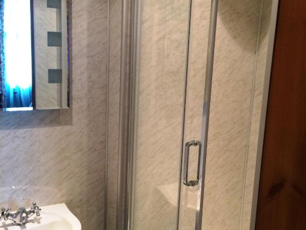 Bellevue Guest House : photo 6 de la chambre chambre triple