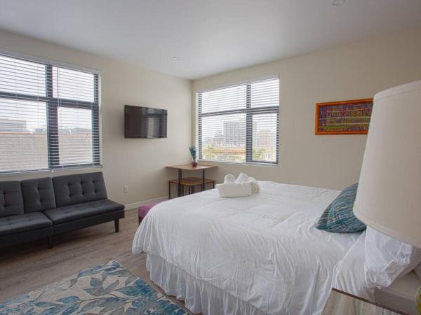 Modern, Luxurious and Prime location All in One : photo 5 de la chambre studio