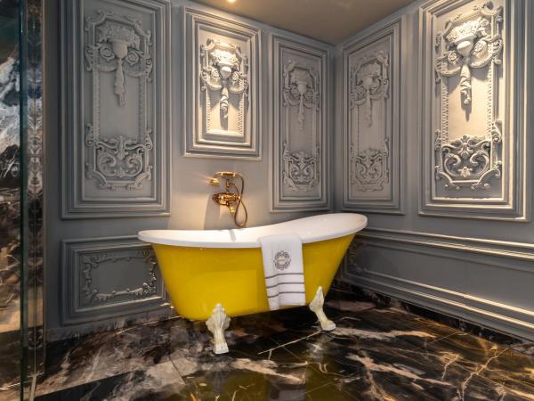 Arte by Thomas Chan : photo 8 de la chambre hébergement palais noir i