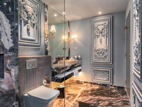 Arte by Thomas Chan : photo 7 de la chambre hébergement palais noir i