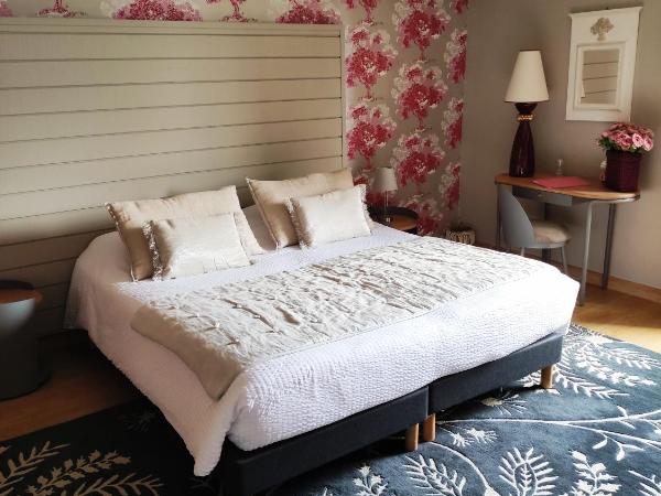 Maison de Kersalomon : photo 2 de la chambre suite - vue sur jardin