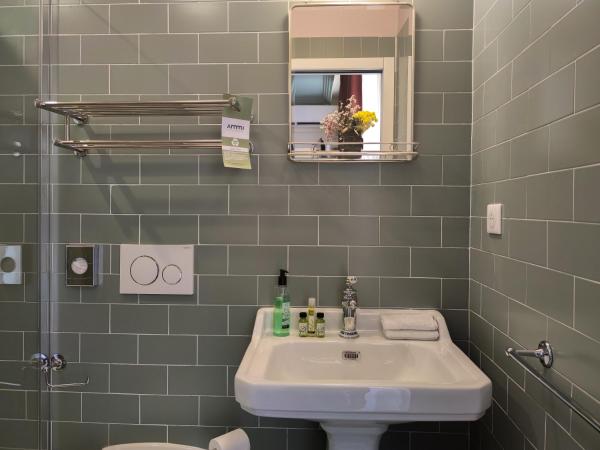 Aparthotel AMMI Vieux Nice : photo 9 de la chambre studio standard avec balcon