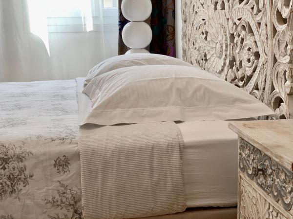 TANG Home-Bordeaux Hyper Centre : photo 6 de la chambre chambre double de luxe 2