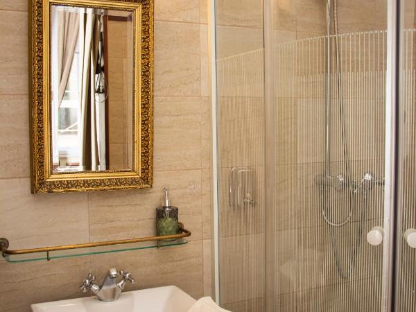 Evergreen Budapest Guest House : photo 8 de la chambre chambre double ou lits jumeaux