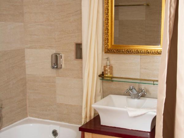 Evergreen Budapest Guest House : photo 9 de la chambre chambre double ou lits jumeaux