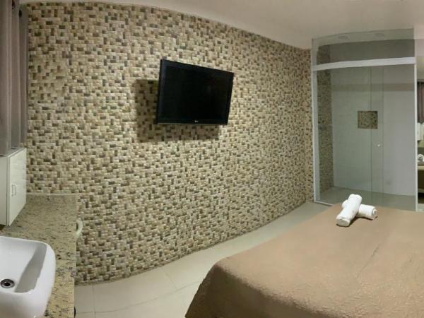 Bob Motel : photo 3 de la chambre grande chambre double ou lits jumeaux