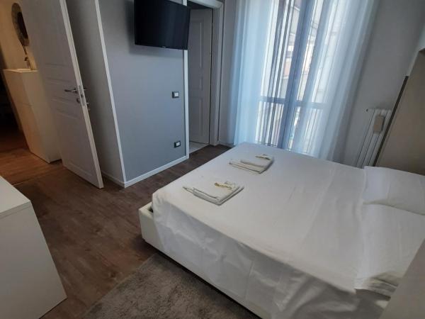 ALESSANDRA'S HOME : photo 2 de la chambre chambre double deluxe avec salle de bains privative