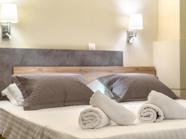 Karma Athens : photo 6 de la chambre double room - semi-basement