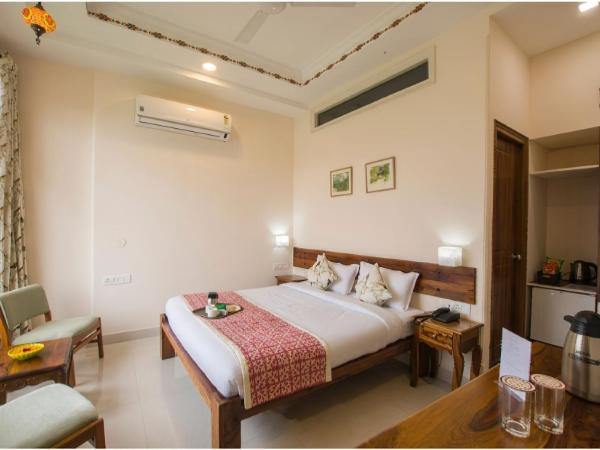 Lakeside Inn Ratanada : photo 4 de la chambre chambre double – vue sur lac