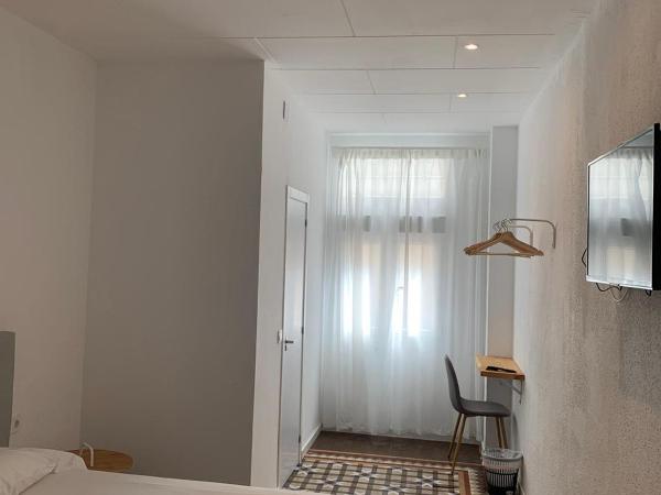 Star Home : photo 7 de la chambre chambre double avec salle de bains privative